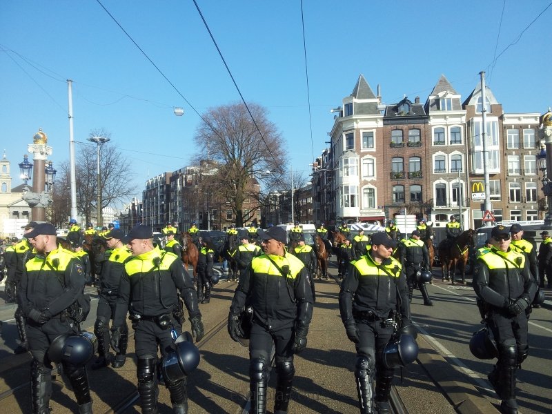 Amsterdam'dan selamlar/Greetings from Amsterdam